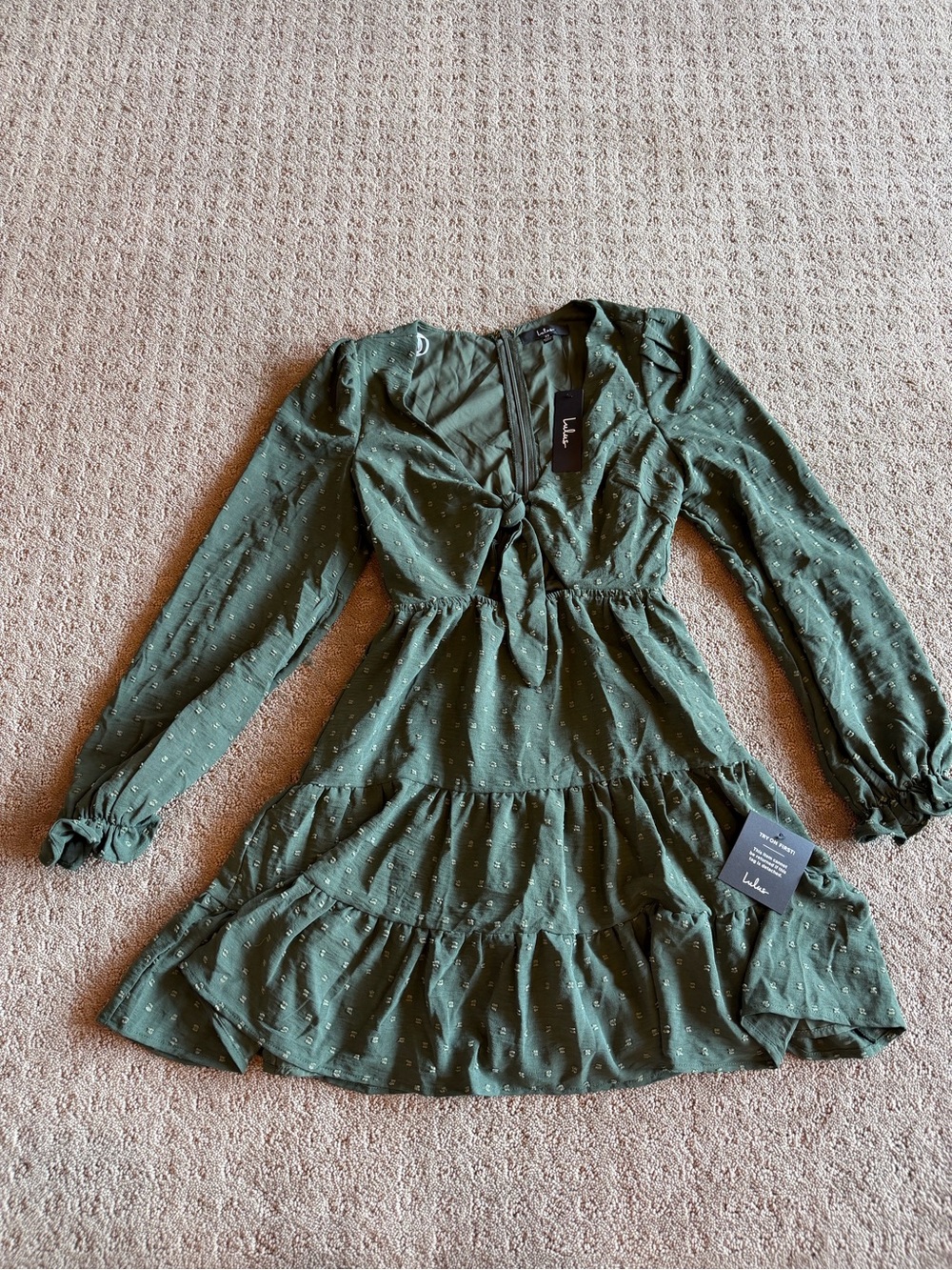 (NWT) Lulus Dark Green Dress